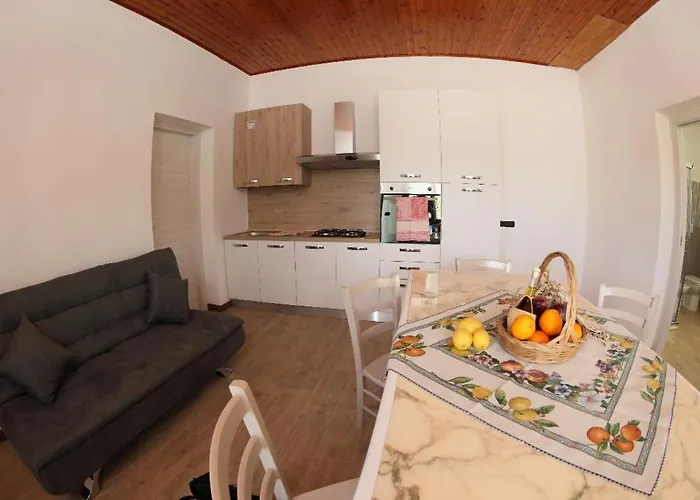 La Pace Degli Agrumi * Pannaconi